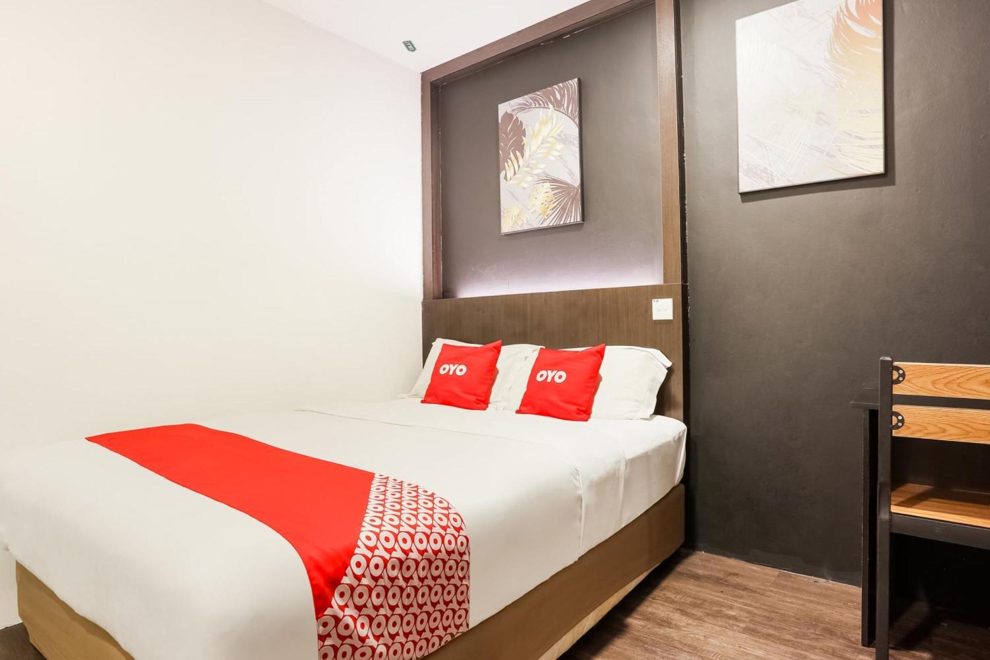 Oyo 90460 Hotel Kl2F Rest & Go Shah Alam Exteriör bild