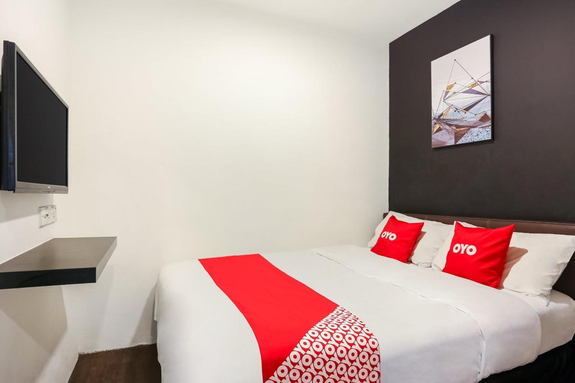 Oyo 90460 Hotel Kl2F Rest & Go Shah Alam Exteriör bild