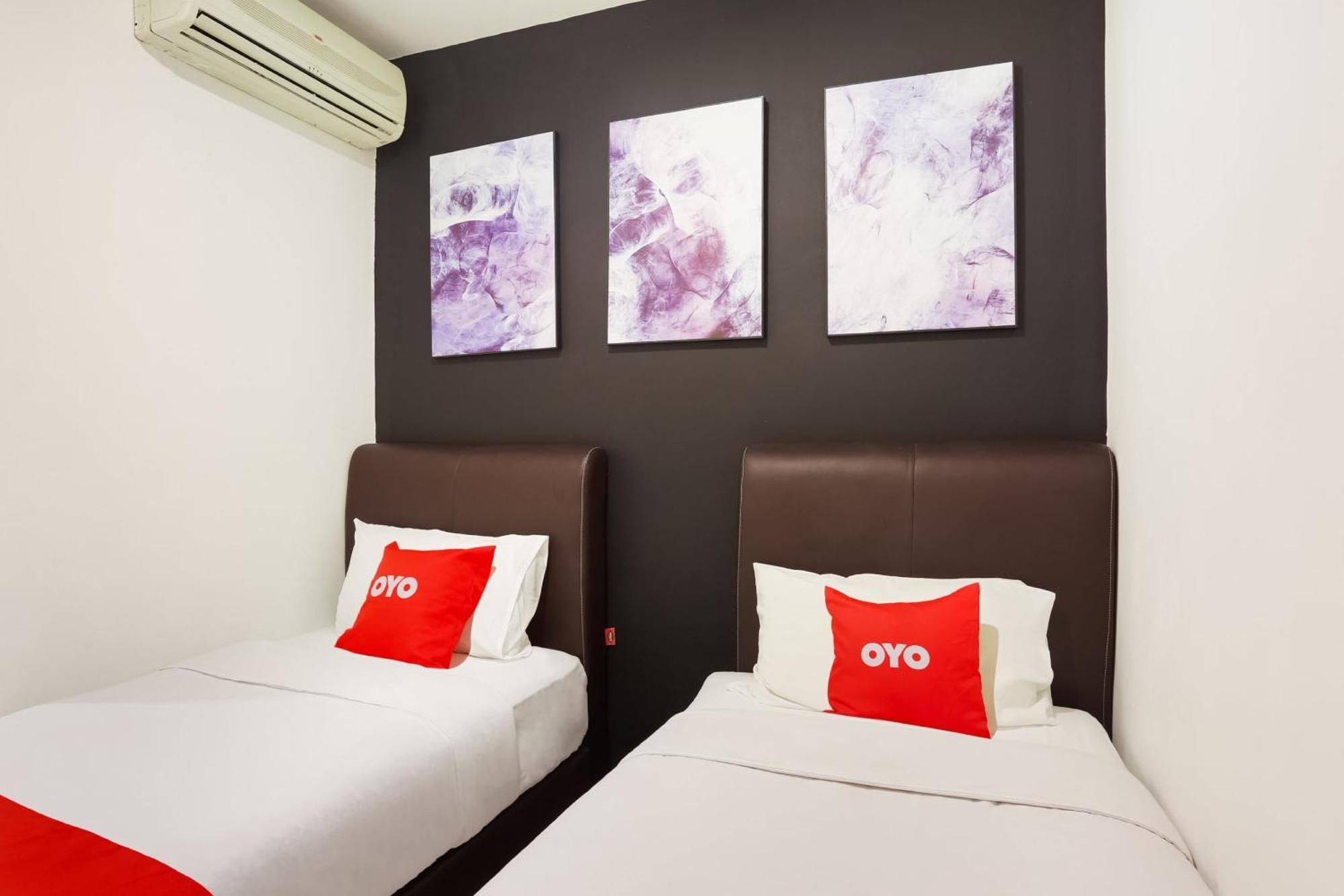 Oyo 90460 Hotel Kl2F Rest & Go Shah Alam Exteriör bild
