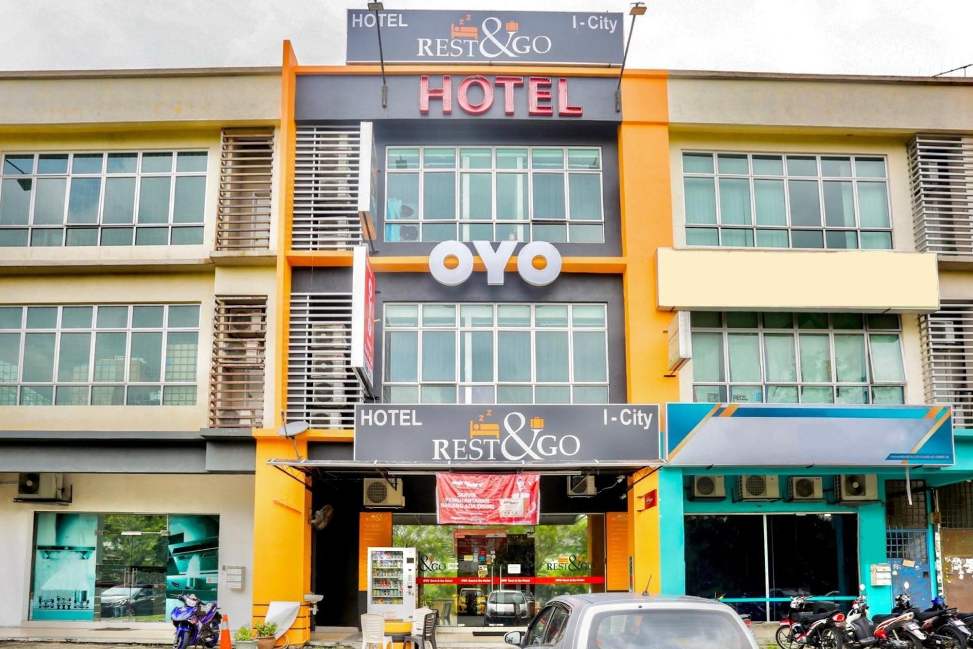 Oyo 90460 Hotel Kl2F Rest & Go Shah Alam Exteriör bild